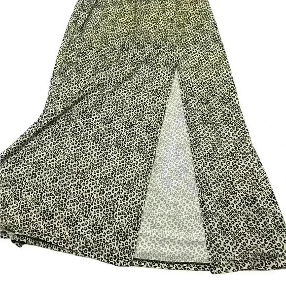 WAYF DRESS - Picture 3 of 8